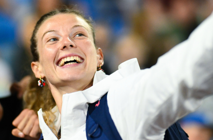 Margot Chevrier Accident, Glasgow, Scotland – French Pole Vaulter Suffers Serious Injury
